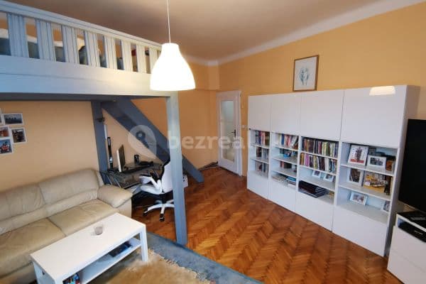 Prenájom bytu 2-izbový 60 m², V Háji, Praha, Praha
