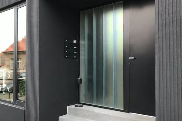 Prenájom bytu 1-izbový 37 m², Na Pecích, Praha Prenájom bytu 1-izbový 37 m², Na Pecích, Praha