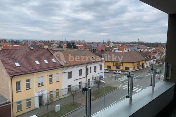 Prenájom bytu 2-izbový 58 m², Husova, Pardubice Prenájom bytu 2-izbový 58 m², Husova, Pardubice