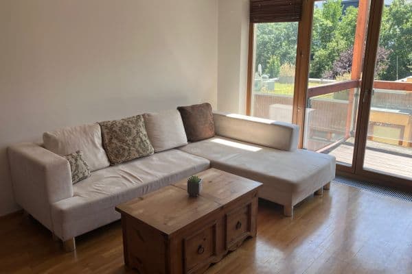 Prenájom bytu 2-izbový 54 m², Linhartova, Praha, Praha Prenájom bytu 2-izbový 54 m², Linhartova, Praha, Praha