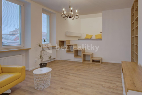 Prenájom bytu 2-izbový 82 m², Bulharská, Brno