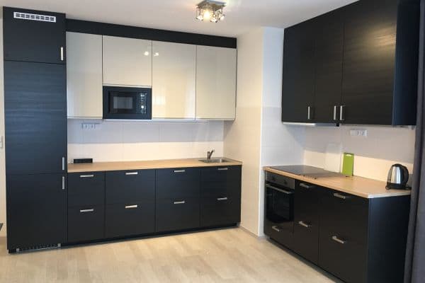 Prenájom bytu 3-izbový 92 m², Oty Bubeníčka, Uhříněves Prenájom bytu 3-izbový 92 m², Oty Bubeníčka, Uhříněves