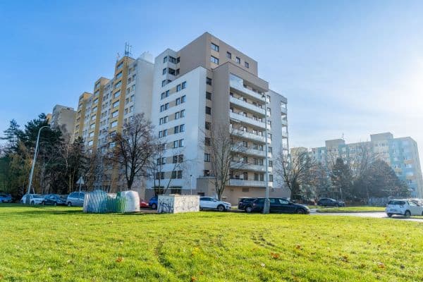 Prenájom bytu 2-izbový 72 m², Zdiměřická, Prague Prenájom bytu 2-izbový 72 m², Zdiměřická, Prague