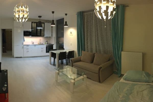 Prenájom bytu 1-izbový 40 m², Žitenická, Praha Prenájom bytu 1-izbový 40 m², Žitenická, Praha