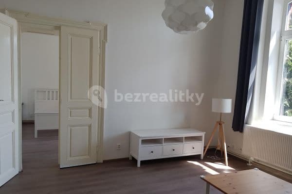 Prenájom bytu 2-izbový 58 m², Karlovotýnská, Nučice Prenájom bytu 2-izbový 58 m², Karlovotýnská, Nučice