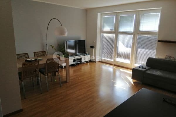 Prenájom bytu 3-izbový 63 m², Komenského, Horoměřice