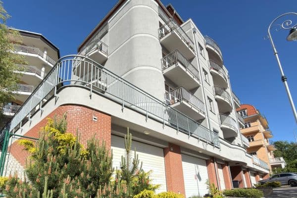 Predaj bytu 3-izbový 130 m², Škroupova, Carlsbad Predaj bytu 3-izbový 130 m², Škroupova, Carlsbad