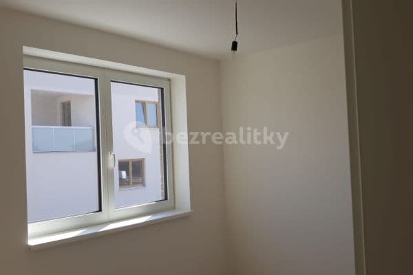 Prenájom bytu 2-izbový 46 m², Žďár nad Sázavou, Kraj Vysočina