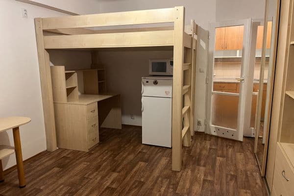 Prenájom bytu 1-izbový 22 m², Evropská, Praha, Praha Prenájom bytu 1-izbový 22 m², Evropská, Praha, Praha