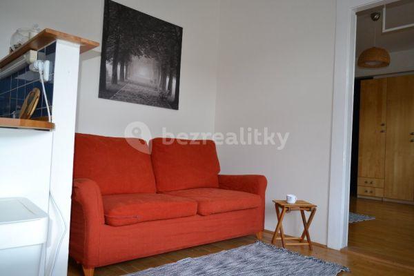 Prenájom bytu 2-izbový 53 m², V Občanském Domově, Prague