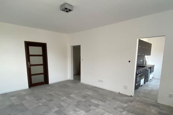 Prenájom bytu 3-izbový 68 m², Švédská, Ostrava Prenájom bytu 3-izbový 68 m², Švédská, Ostrava