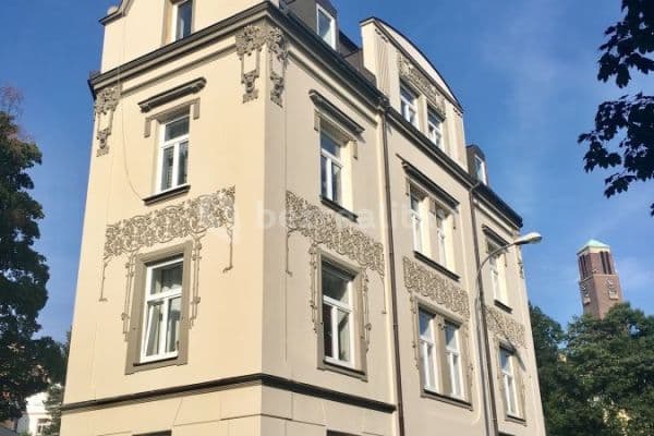 Prenájom bytu 4-izbový 97 m², Smetanova, Jablonec nad Nisou Prenájom bytu 4-izbový 97 m², Smetanova, Jablonec nad Nisou