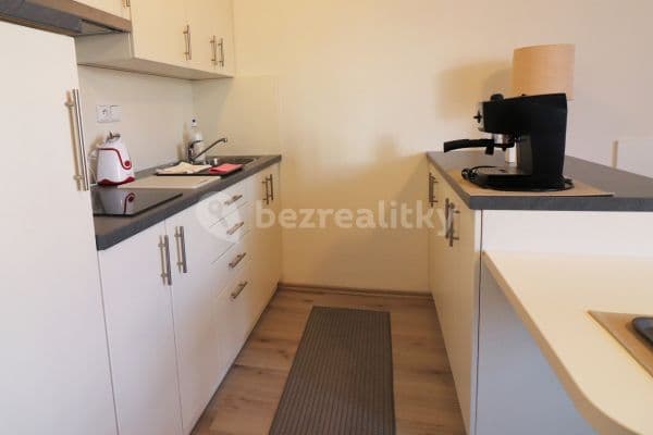 Prenájom bytu Garsoniéra 26 m², K Lánu, Praha Prenájom bytu Garsoniéra 26 m², K Lánu, Praha