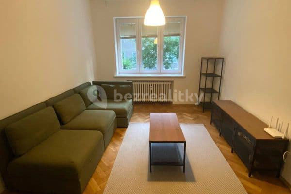 Prenájom bytu 3-izbový 71 m², Lužická, Bratislava Prenájom bytu 3-izbový 71 m², Lužická, Bratislava