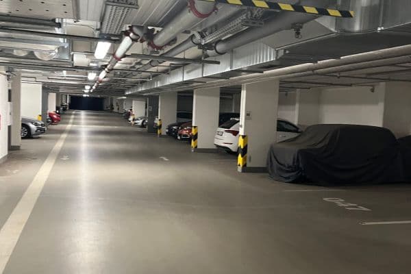Prenájom garáže 13 m², Míšovická, Prenájom garáže 13 m², Míšovická,