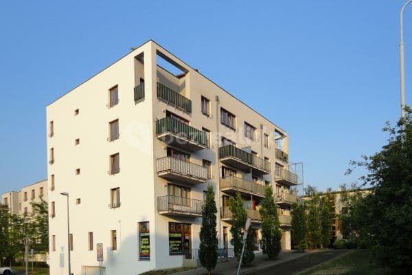 Prenájom bytu 3-izbový 90 m², Elišky Přemyslovny, Praha-Zbraslav Prenájom bytu 3-izbový 90 m², Elišky Přemyslovny, Praha-Zbraslav