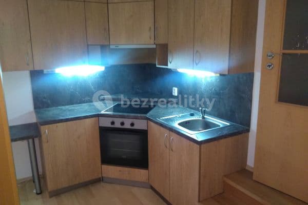 Prenájom bytu 1-izbový 34 m², Štúrova, Praha Prenájom bytu 1-izbový 34 m², Štúrova, Praha