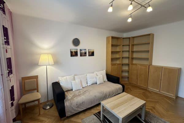 Prenájom bytu 2-izbový 55 m², Uránová, Bratislava Prenájom bytu 2-izbový 55 m², Uránová, Bratislava