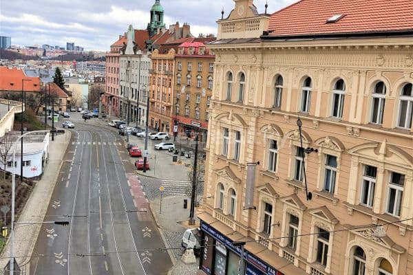 Prenájom bytu Garsoniéra 33 m², Moskevská, Praha Prenájom bytu Garsoniéra 33 m², Moskevská, Praha