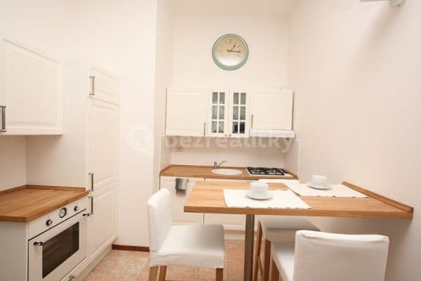 Prenájom bytu 2-izbový 50 m², Korunní, Praha Prenájom bytu 2-izbový 50 m², Korunní, Praha