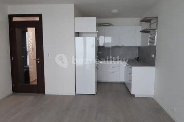 Prenájom bytu 2-izbový 44 m², Pallova, Plzeň Prenájom bytu 2-izbový 44 m², Pallova, Plzeň