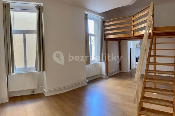 Prenájom bytu 1-izbový 36 m², Široká, Chrudim Prenájom bytu 1-izbový 36 m², Široká, Chrudim