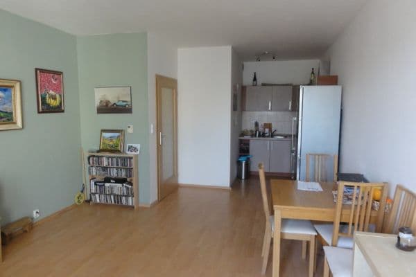 Prenájom bytu 2-izbový 56 m², Rižská, Praha Prenájom bytu 2-izbový 56 m², Rižská, Praha