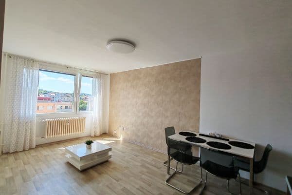 Prenájom bytu 3-izbový 64 m², Aloise Jiráska, Příbram, Středočeský kraj Prenájom bytu 3-izbový 64 m², Aloise Jiráska, Příbram, Středočeský kraj