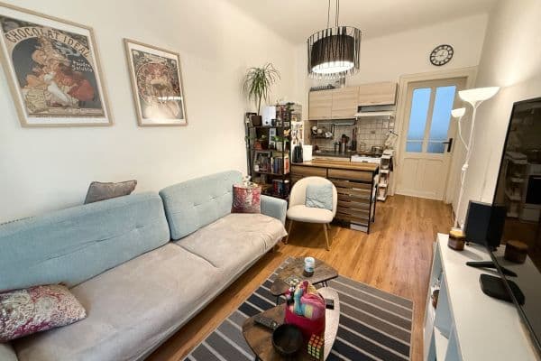 Prenájom bytu 2-izbový 44 m², Mojmírova, Praha Prenájom bytu 2-izbový 44 m², Mojmírova, Praha