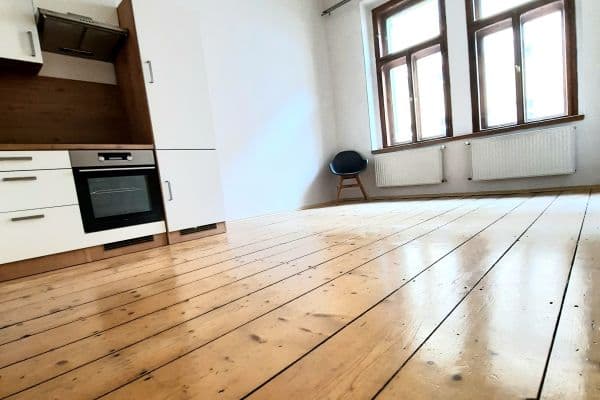 Prenájom bytu 1-izbový 27 m², Vlkova, Praha Prenájom bytu 1-izbový 27 m², Vlkova, Praha