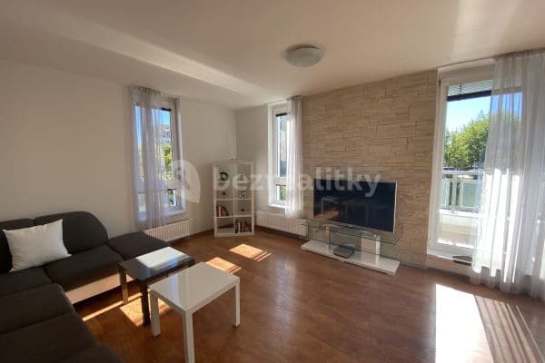 Prenájom bytu 2-izbový 69 m², Přeštická, Praha Prenájom bytu 2-izbový 69 m², Přeštická, Praha