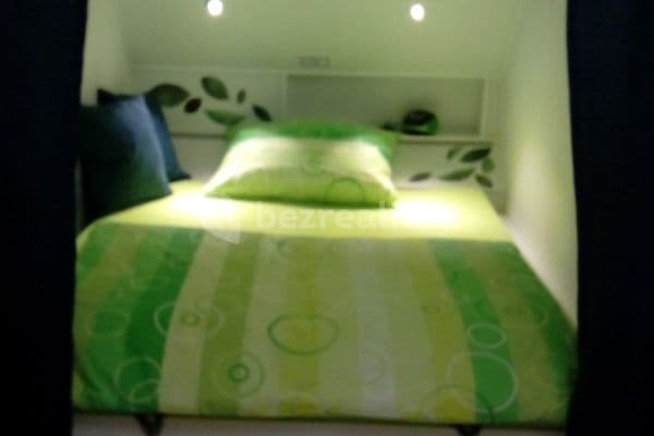 Prenájom bytu Garsoniéra 30 m², Bítovská, Praha Prenájom bytu Garsoniéra 30 m², Bítovská, Praha