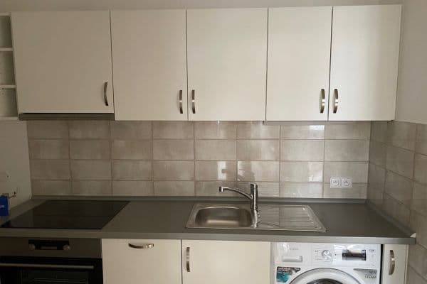Prenájom bytu 2-izbový 50 m², Milady Horákové, Praha Prenájom bytu 2-izbový 50 m², Milady Horákové, Praha