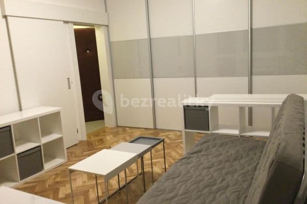 Prenájom bytu 1-izbový 31 m², Šrámkova, Brno, Jihomoravský kraj