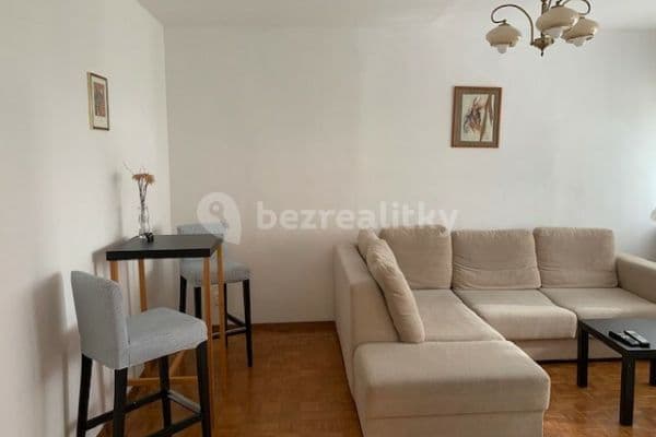 Prenájom bytu 3-izbový 69 m², Studenohorská, Lamač Prenájom bytu 3-izbový 69 m², Studenohorská, Lamač