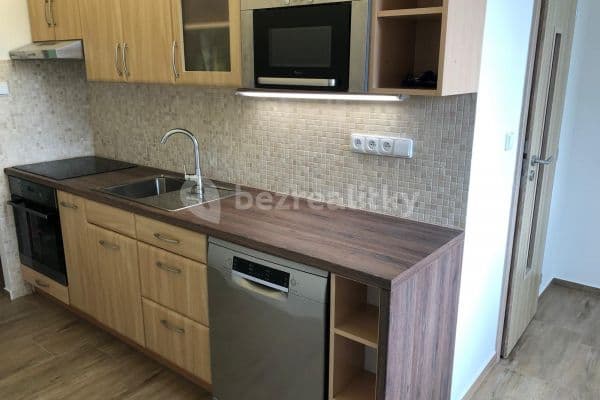 Prenájom bytu 2-izbový 67 m², Tolstého, Ústí nad Labem Prenájom bytu 2-izbový 67 m², Tolstého, Ústí nad Labem