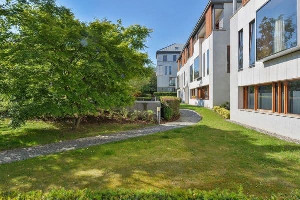 Prenájom bytu 2-izbový 74 m², Pod Kaštany, Praha Prenájom bytu 2-izbový 74 m², Pod Kaštany, Praha