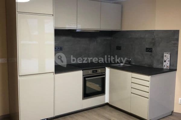Prenájom bytu 2-izbový 61 m², Antonína Dvořáka, Dobříš Prenájom bytu 2-izbový 61 m², Antonína Dvořáka, Dobříš