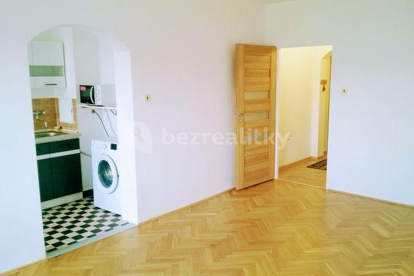 Prenájom bytu 1-izbový 36 m², Bezručova, Blansko
