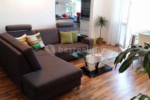 Prenájom bytu 2-izbový 56 m², Šalviová, Ružinov, Bratislavský kraj