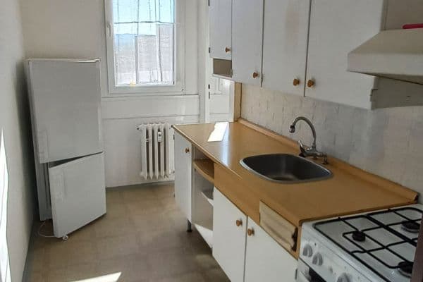 Prenájom bytu 2-izbový 50 m², Roudenská, České Budějovice Prenájom bytu 2-izbový 50 m², Roudenská, České Budějovice