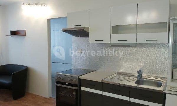 Prenájom bytu 1-izbový 35 m², Přímětická, Praha Prenájom bytu 1-izbový 35 m², Přímětická, Praha