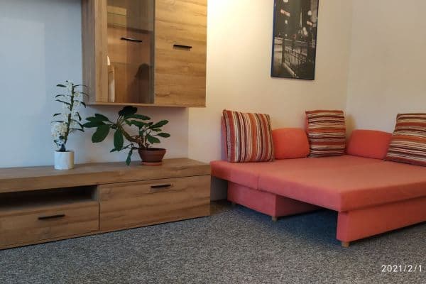 Prenájom bytu 3-izbový 90 m², Hubičkova, Praha Prenájom bytu 3-izbový 90 m², Hubičkova, Praha