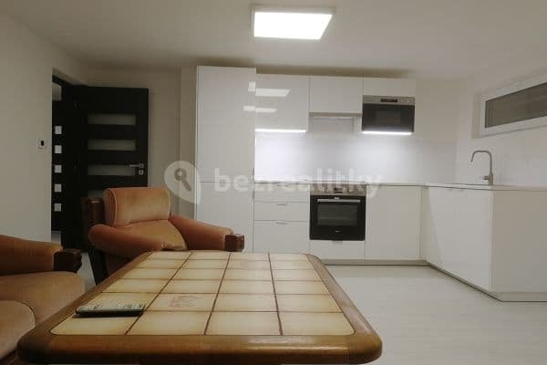 Prenájom bytu 2-izbový 58 m², Nechanická, Praha Prenájom bytu 2-izbový 58 m², Nechanická, Praha