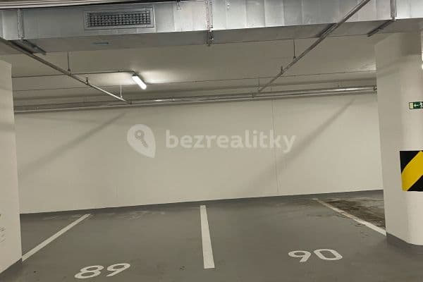 Prenájom garáže 13 m², Argentinská, Prenájom garáže 13 m², Argentinská,