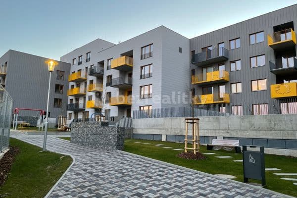Prenájom bytu 2-izbový 54 m², Tovární, Čelákovice Prenájom bytu 2-izbový 54 m², Tovární, Čelákovice