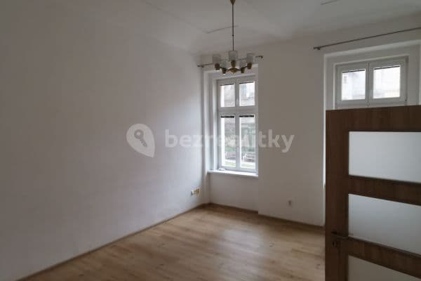 Prenájom bytu 1-izbový 36 m², Sladkovského náměstí, Hlavní město Praha
