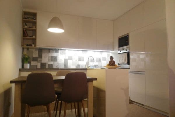 Prenájom bytu 2-izbový 53 m², Václavkova, Hradec Králové Prenájom bytu 2-izbový 53 m², Václavkova, Hradec Králové