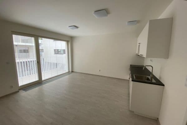 Prenájom bytu 1-izbový 35 m², Křižíkova, Praha, Praha Prenájom bytu 1-izbový 35 m², Křižíkova, Praha, Praha