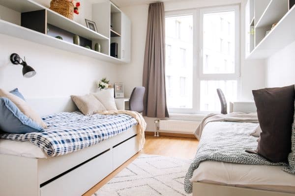 Prenájom bytu 1-izbový 17 m², Na Zátorách, Praha Prenájom bytu 1-izbový 17 m², Na Zátorách, Praha